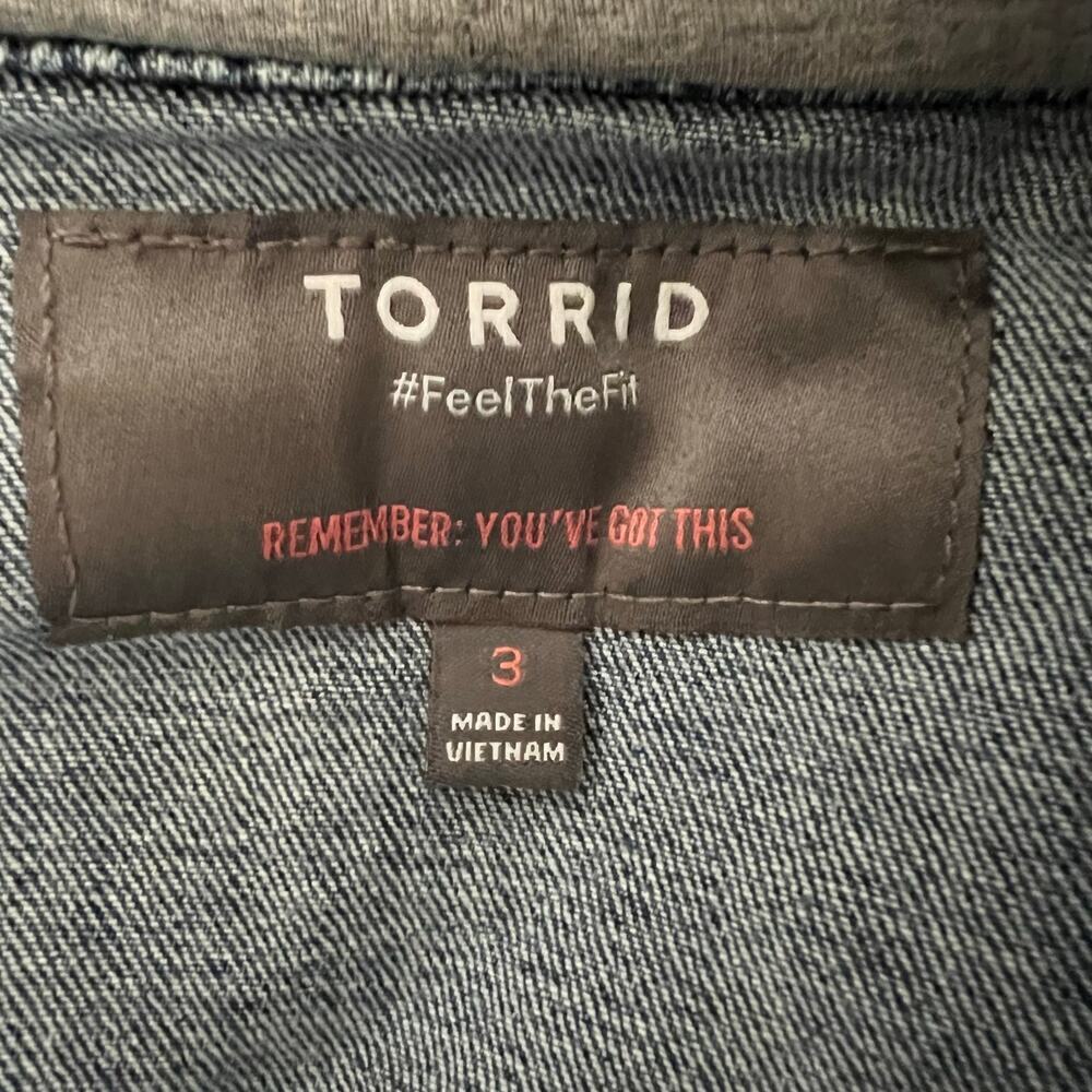 Torrid Women's Denim and Fleece Hooded Trucker Jacket Size 3 - Picture 6 of 7